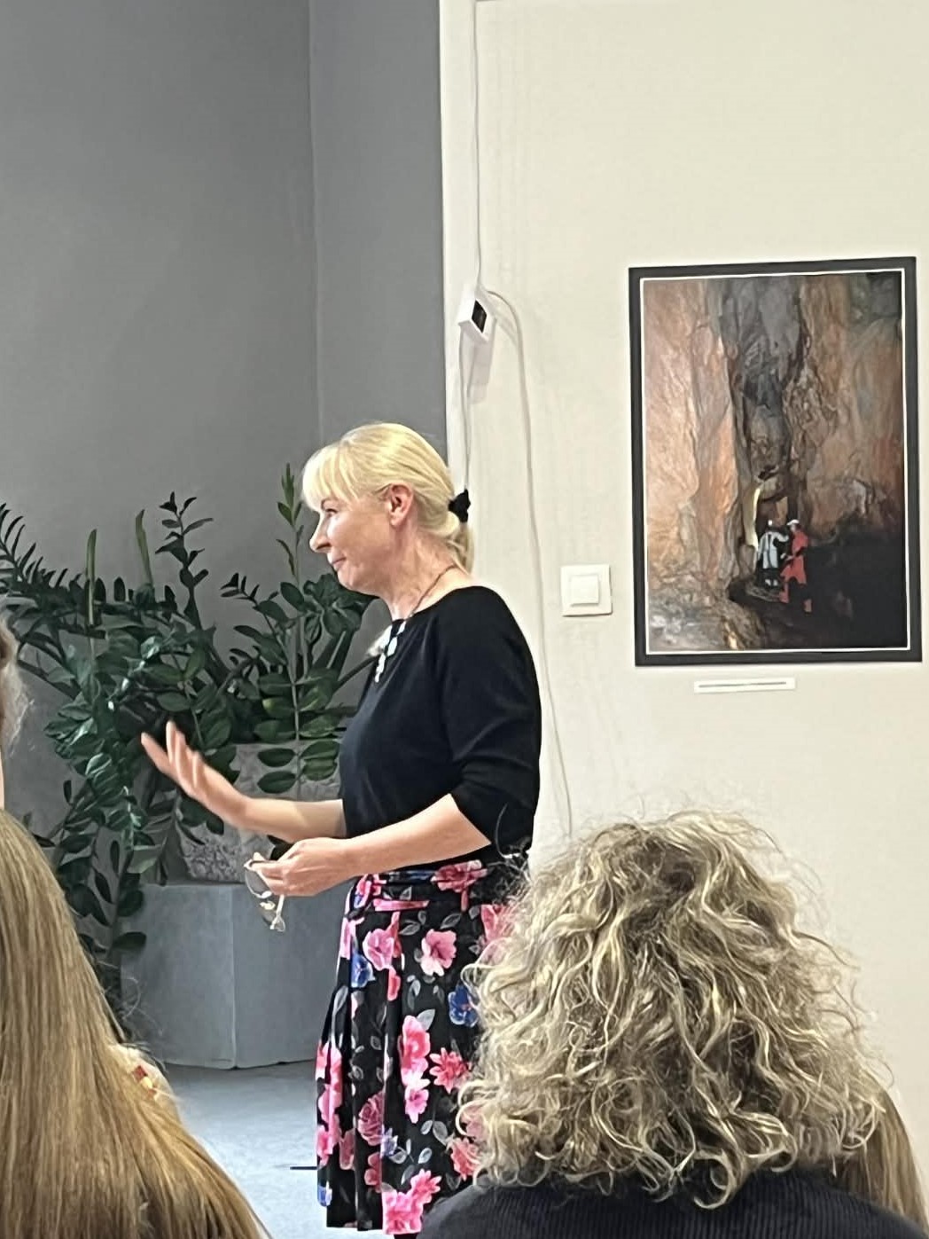 dbe92154-7e37-40c5-a94a-5d9cefb17c9b