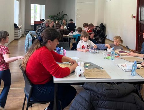 Gwoździe, sznurek i mnóstwo zabawy! Warsztaty familijne
